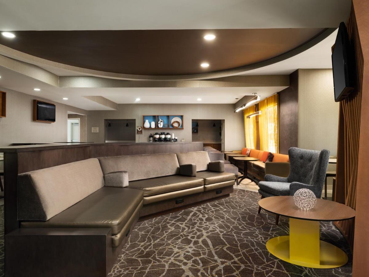 Springhill Suites Kansas City Overland Park Eksteriør bilde