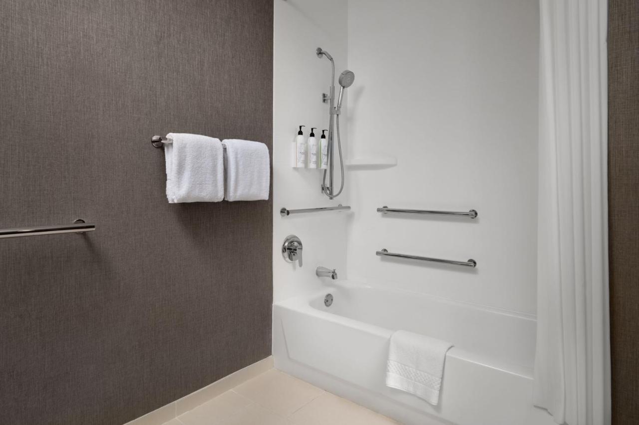 Springhill Suites Kansas City Overland Park Eksteriør bilde
